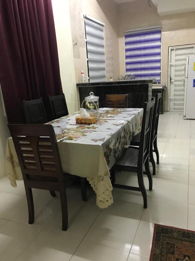 Hj Homestay كُوالا تيرينغانو المظهر الخارجي الصورة